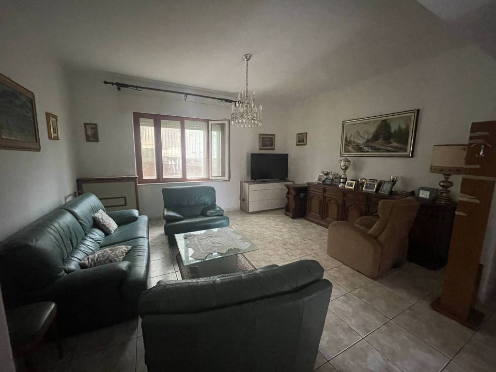 appartamento in vendita ad Ancona in zona Adriatico