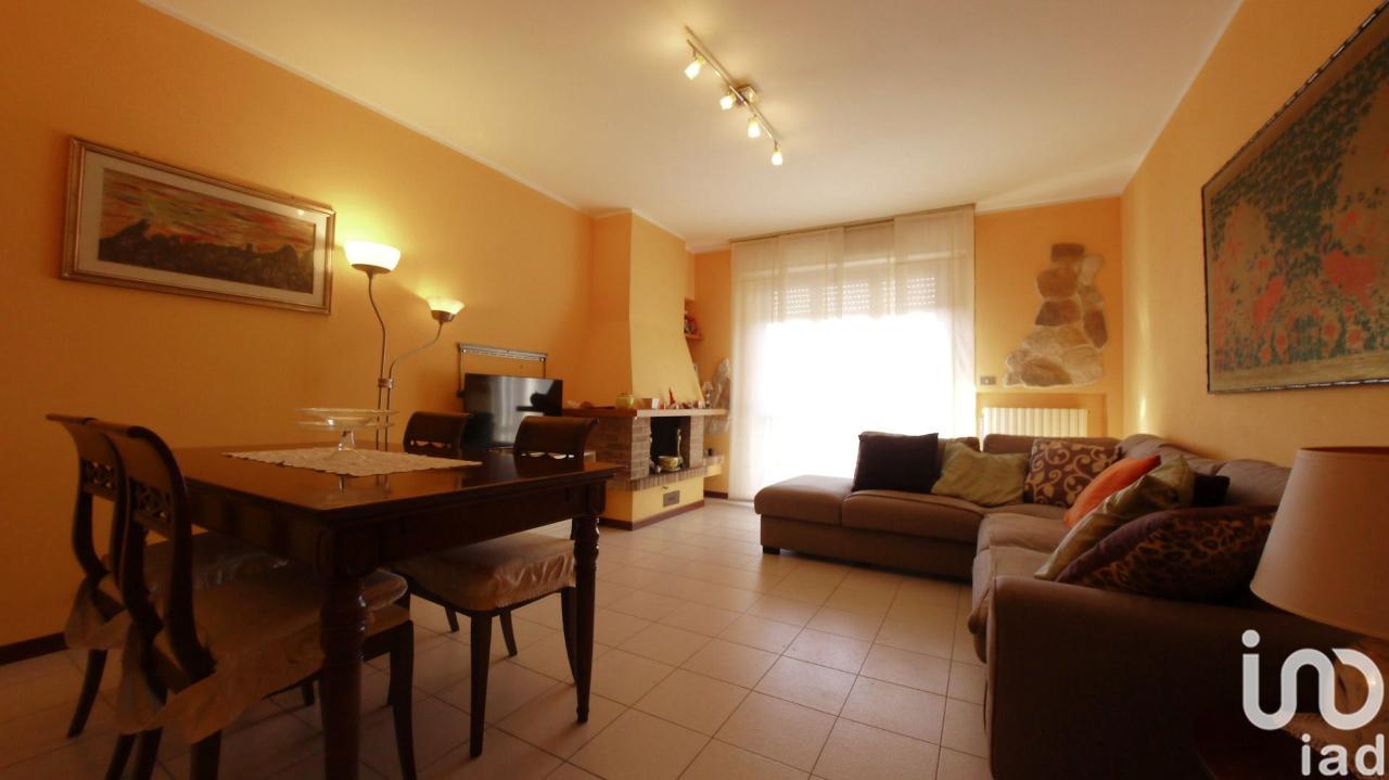 appartamento in vendita ad Ancona in zona Varano