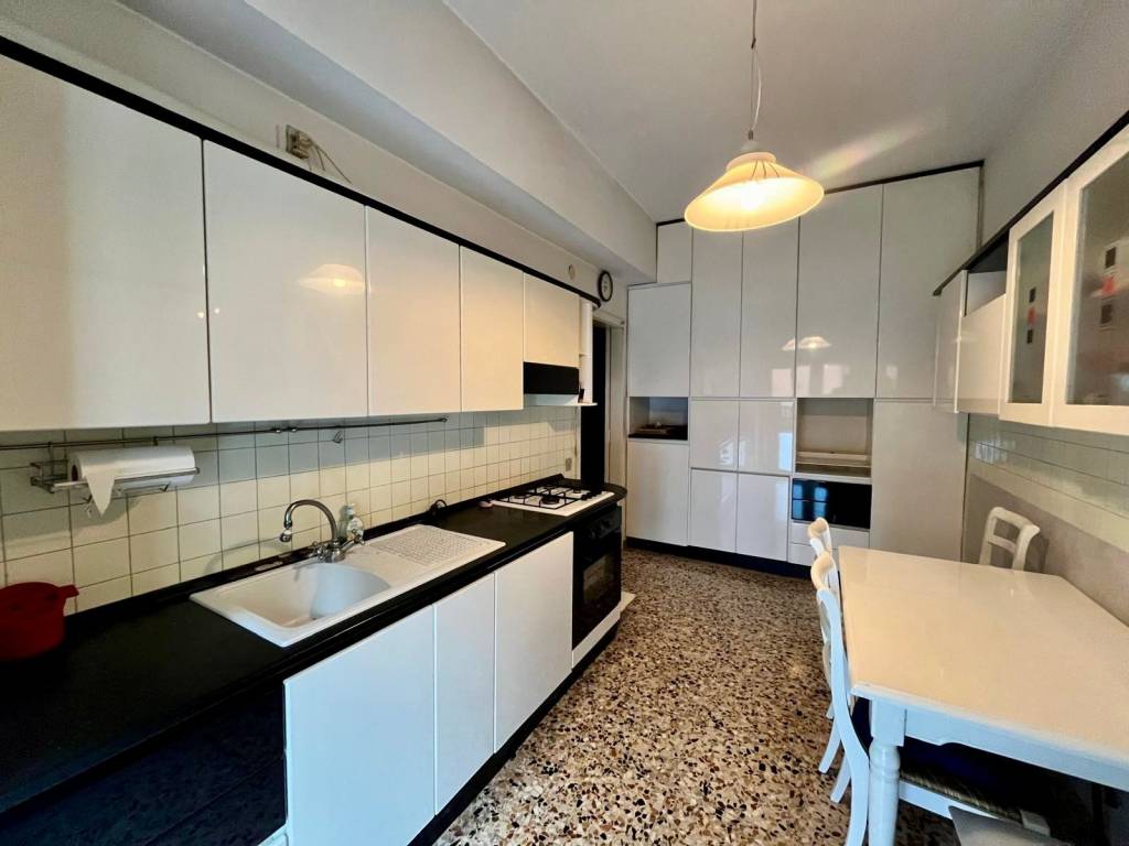 appartamento in vendita ad Ancona in zona Tavernelle