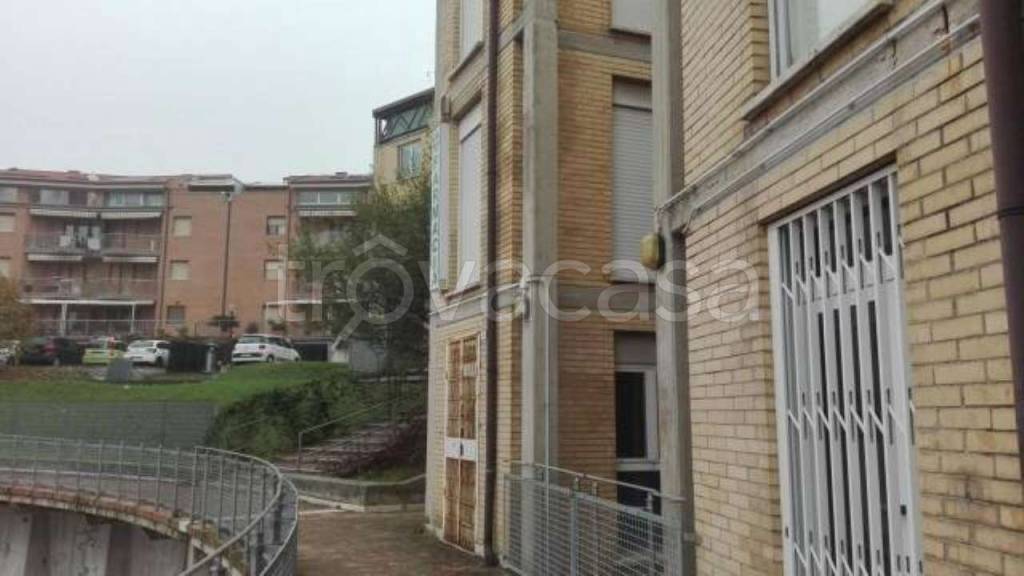 ufficio in vendita ad Ancona in zona Brecce Bianche