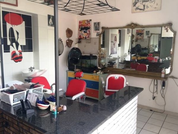 negozio in vendita ad Ancona