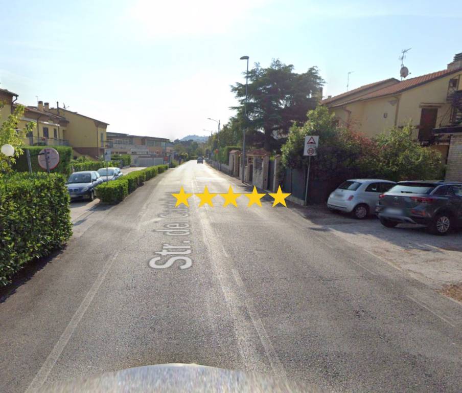 appartamento in vendita ad Ancona in zona Pietra La Croce