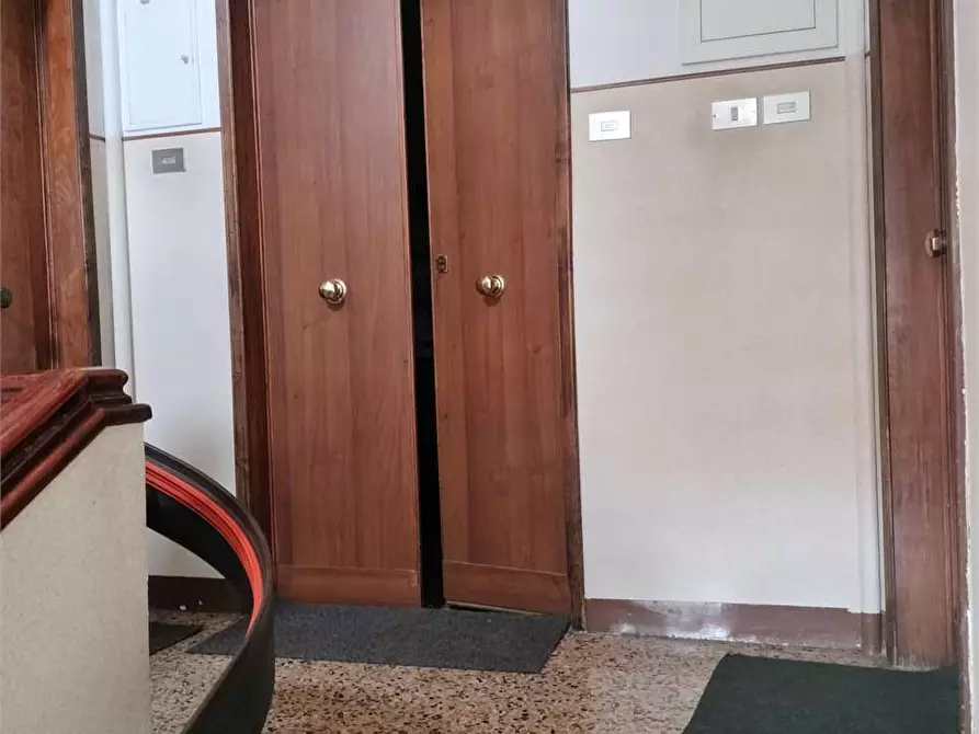 appartamento in vendita ad Ancona in zona Adriatico