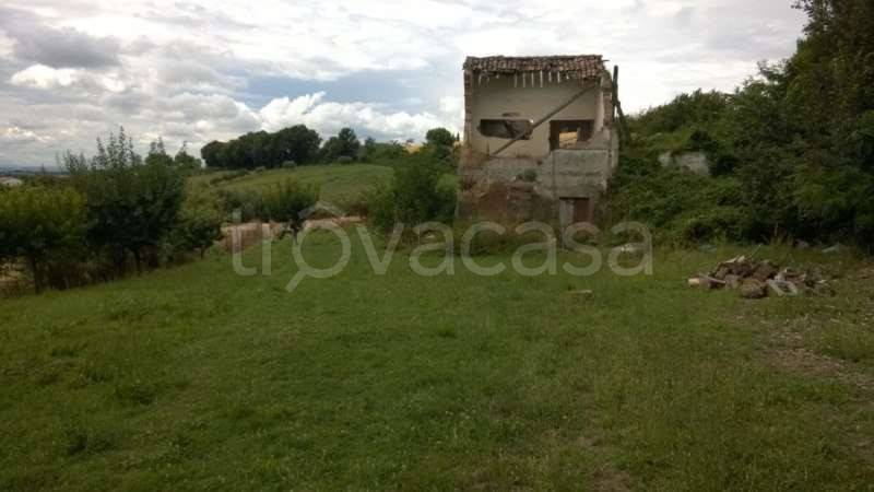 casa indipendente in vendita ad Ancona in zona Candia