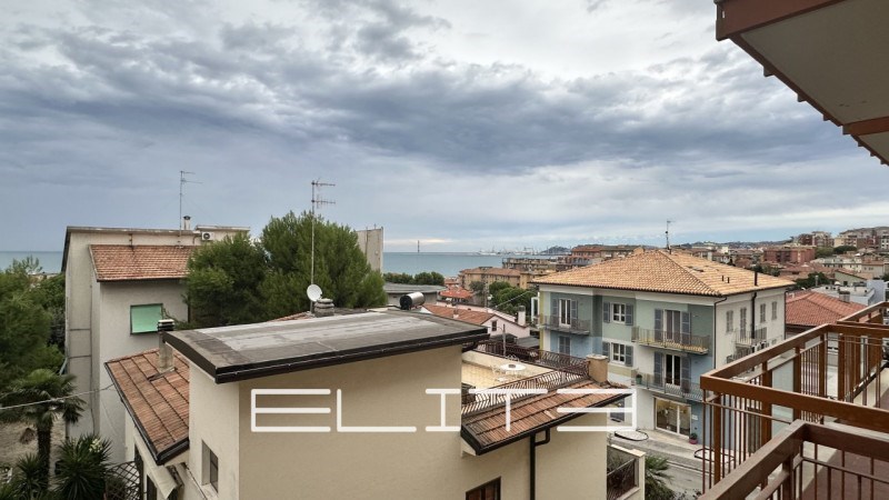 appartamento in vendita ad Ancona in zona Torrette