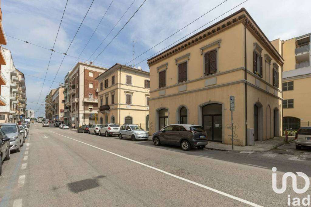 appartamento in vendita ad Ancona in zona Piano San Lazzaro