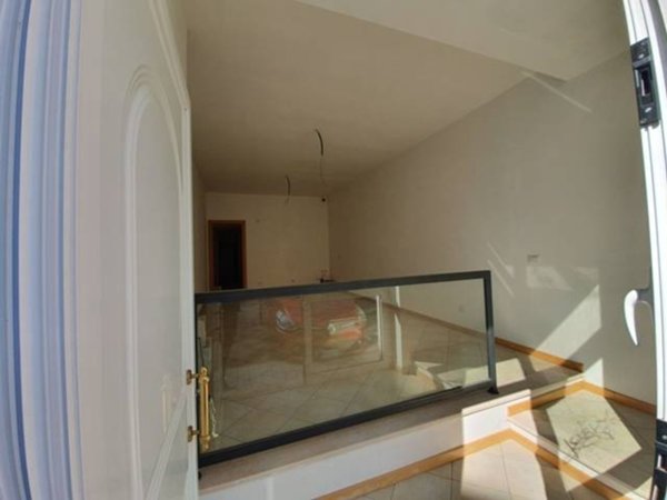 appartamento in vendita ad Ancona in zona Montirozzo