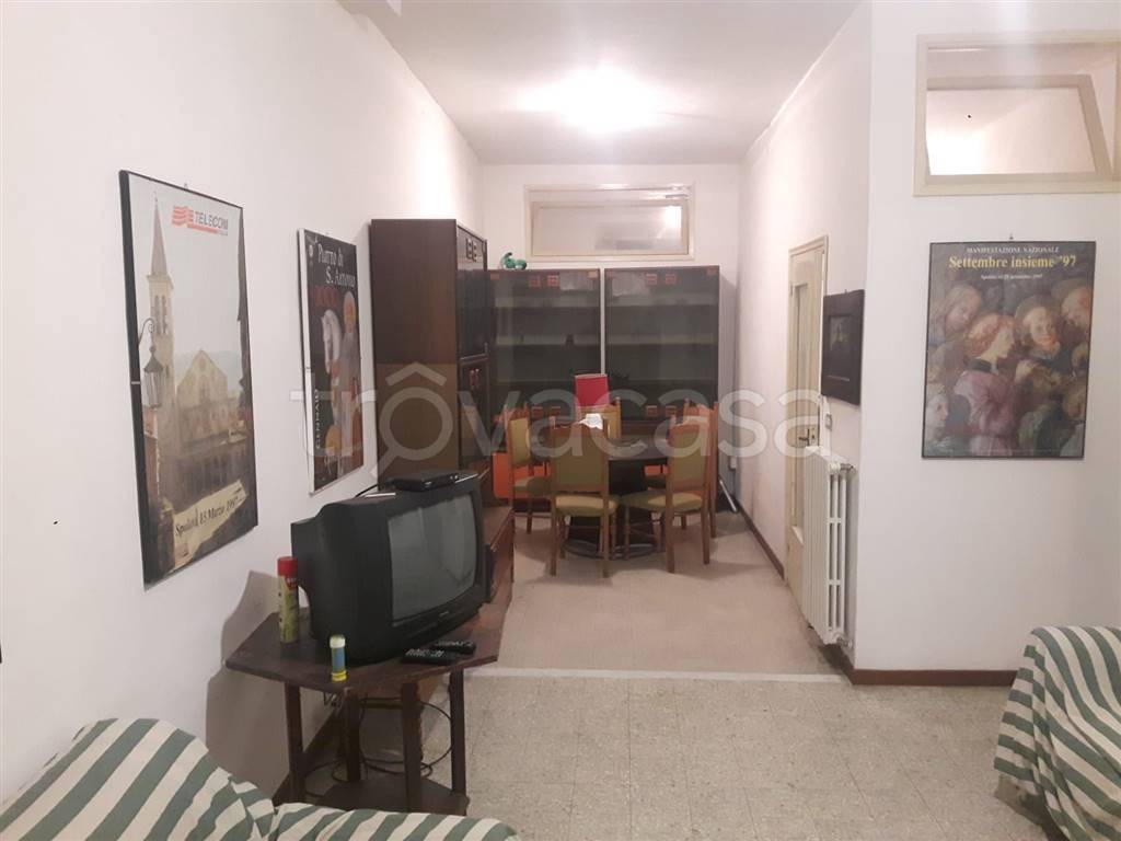appartamento in vendita ad Ancona in zona Piano San Lazzaro