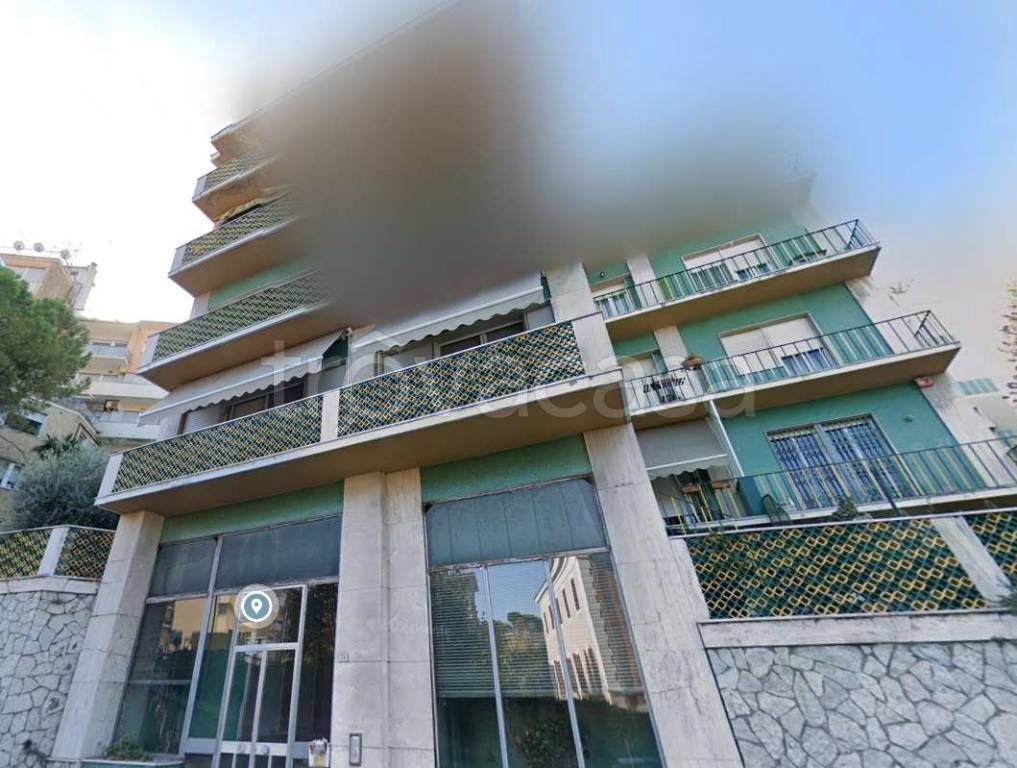 appartamento in vendita ad Ancona in zona Adriatico