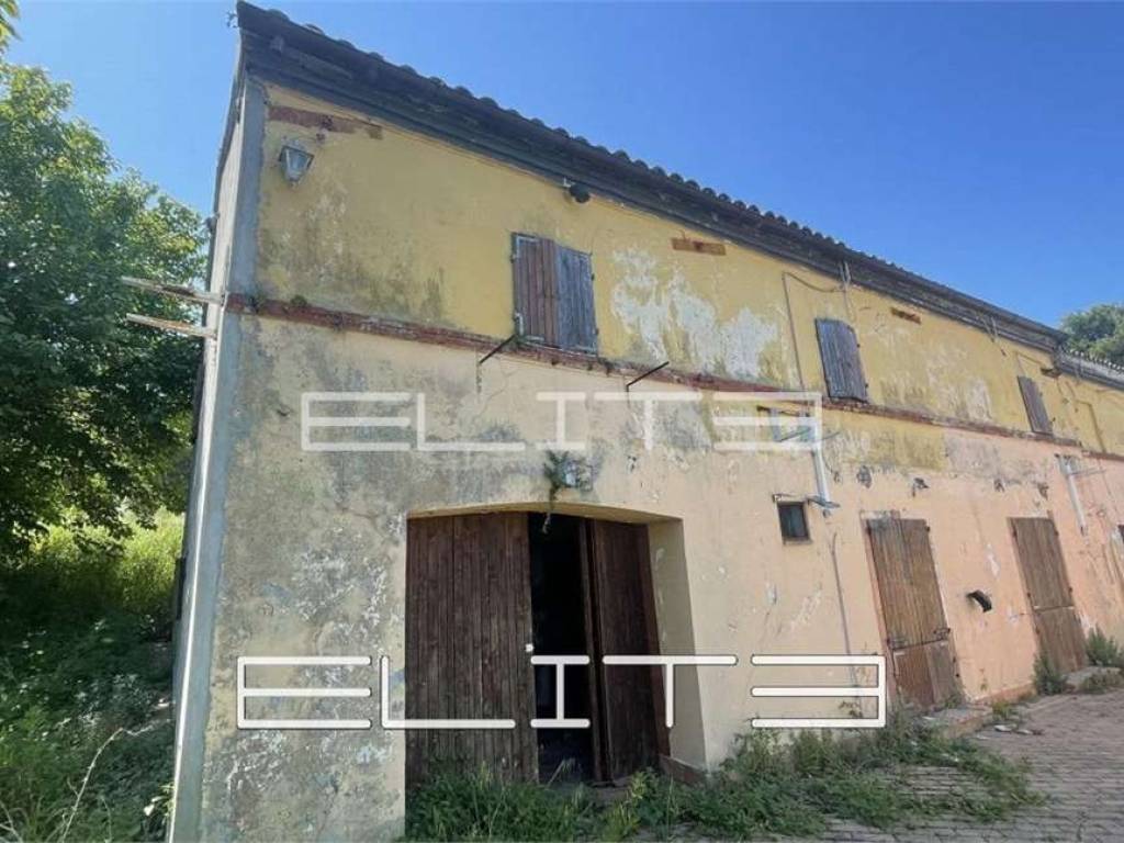 casa indipendente in vendita ad Ancona in zona Palombare