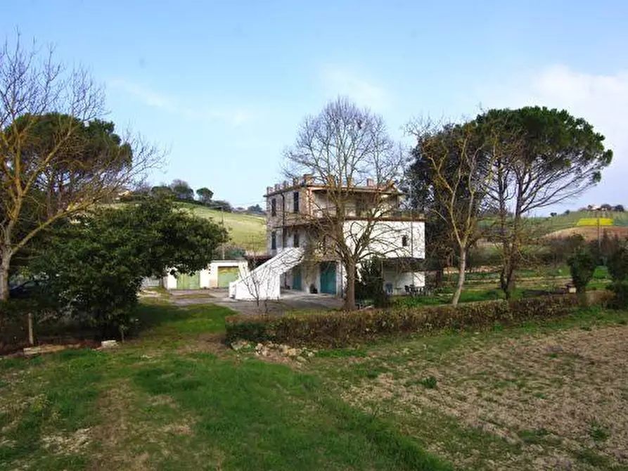 casa indipendente in vendita ad Ancona in zona Piano San Lazzaro