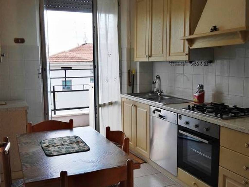 appartamento in vendita ad Ancona in zona Piano San Lazzaro