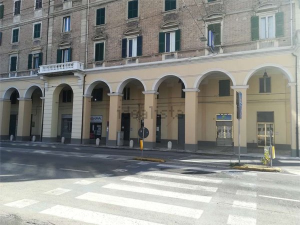 casa indipendente in vendita ad Ancona