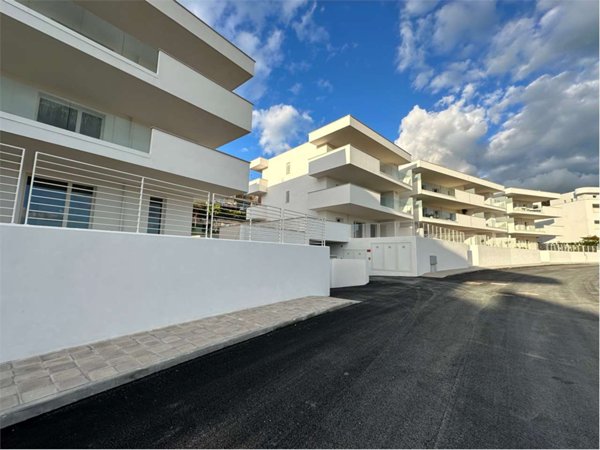appartamento in vendita ad Ancona in zona Piano San Lazzaro