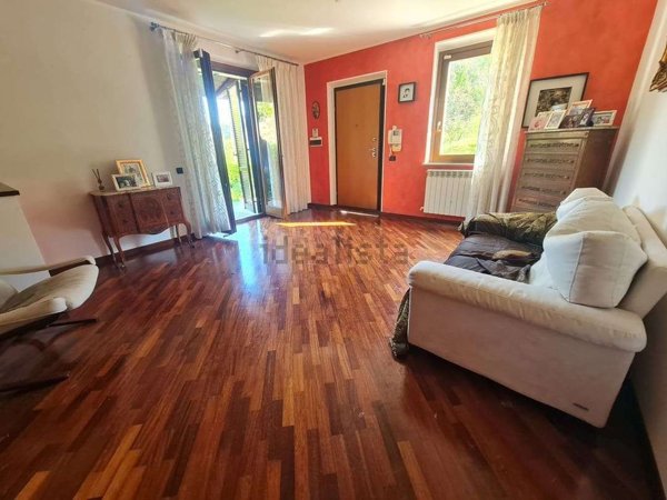 appartamento in vendita ad Ancona in zona Varano