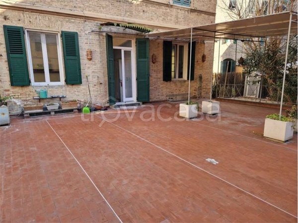 appartamento in vendita ad Ancona in zona Centro Storico