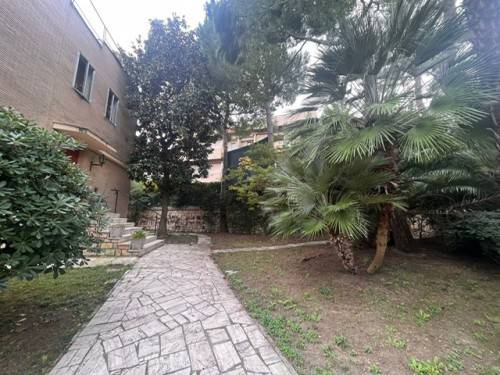 appartamento in vendita ad Ancona in zona Adriatico