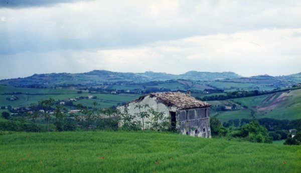 casa indipendente in vendita ad Ancona in zona Poggio d'Ancona