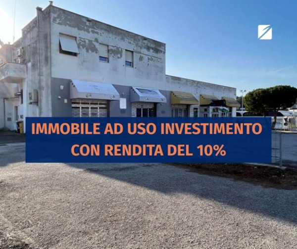 appartamento in vendita ad Ancona in zona Candia