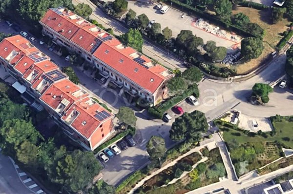 terreno agricolo in vendita ad Ancona in zona Montedago