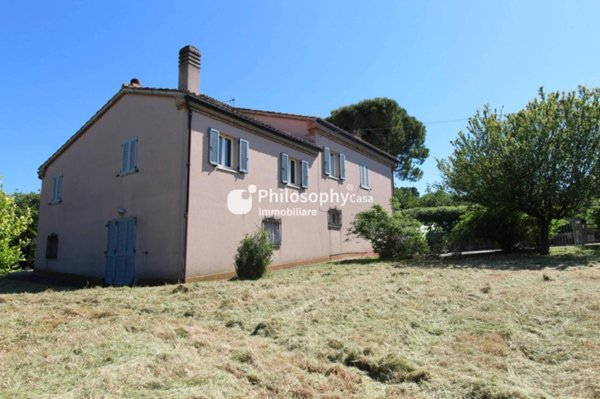 casa indipendente in vendita ad Ancona in zona Torrette