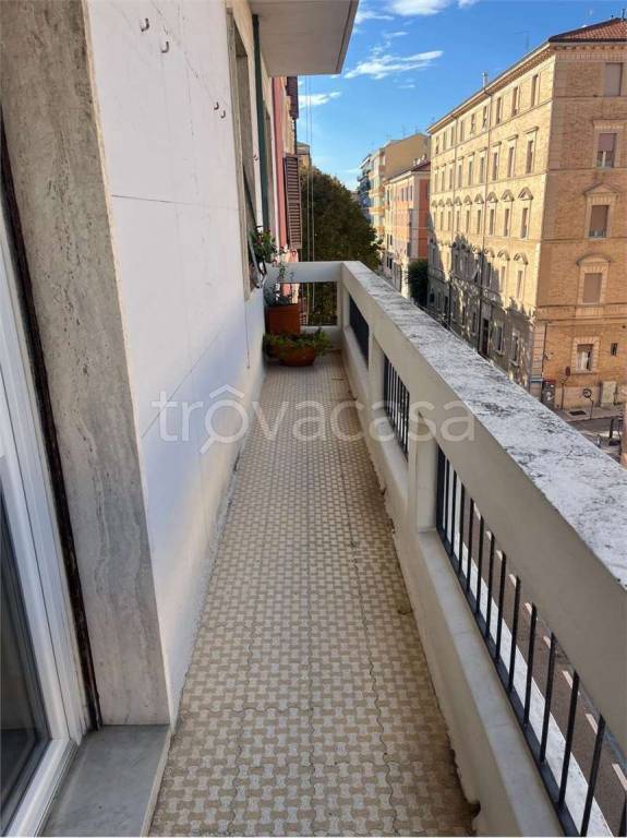 appartamento in vendita ad Ancona in zona Adriatico