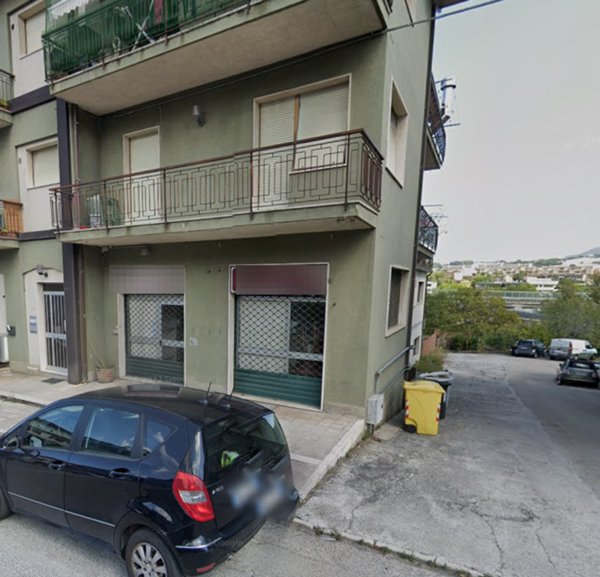 appartamento in vendita ad Ancona in zona Piano San Lazzaro