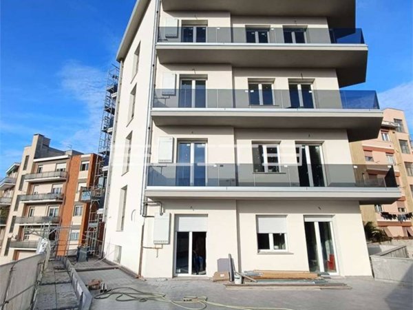 appartamento in vendita ad Ancona in zona Piano San Lazzaro