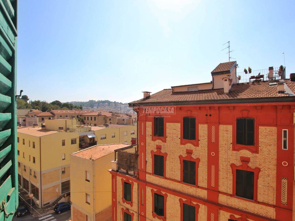 appartamento in vendita ad Ancona in zona Centro Storico