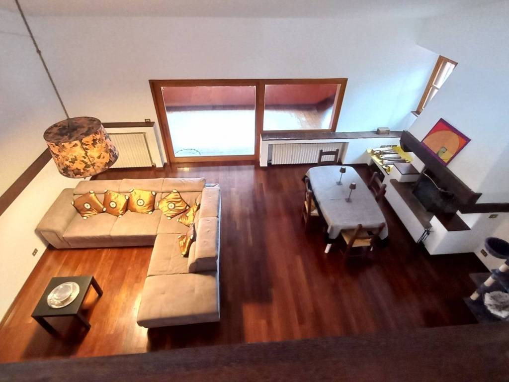 casa indipendente in vendita ad Ancona in zona Piano San Lazzaro