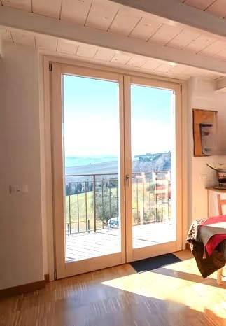 casa indipendente in vendita ad Ancona in zona Piano San Lazzaro