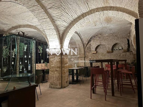 negozio in vendita ad Ancona in zona Centro Storico