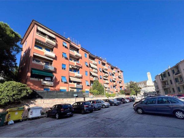 appartamento in vendita ad Ancona in zona Tavernelle