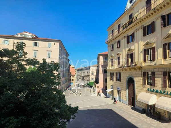 appartamento in vendita ad Ancona in zona Centro Storico