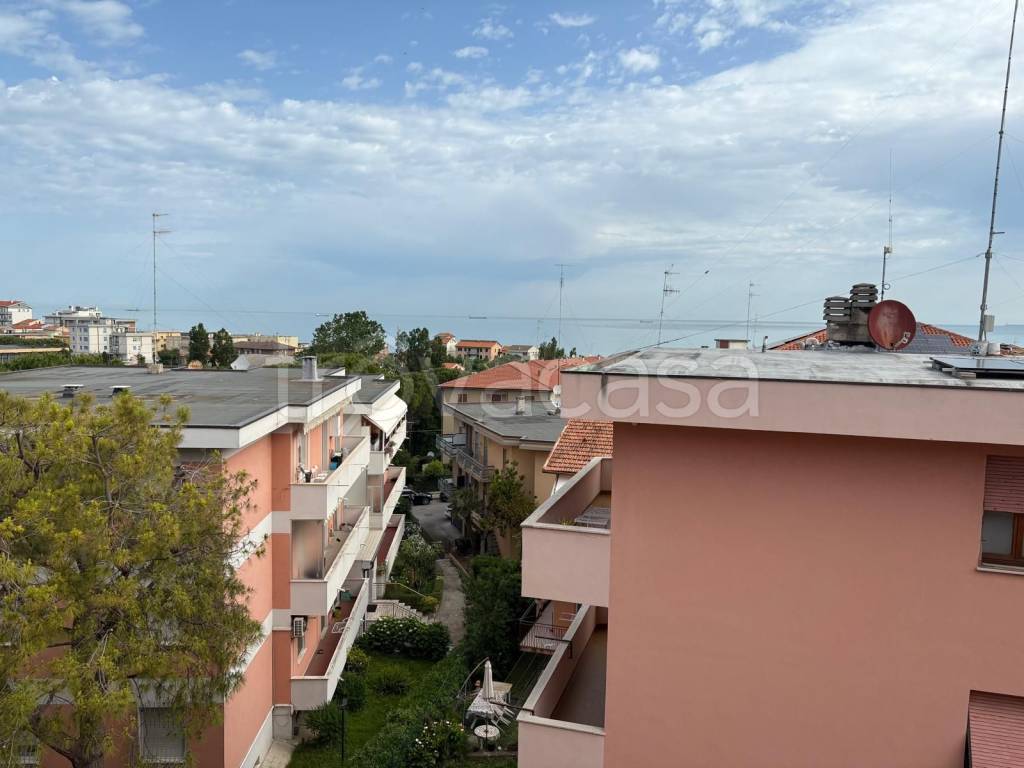 appartamento in vendita ad Ancona in zona Torrette