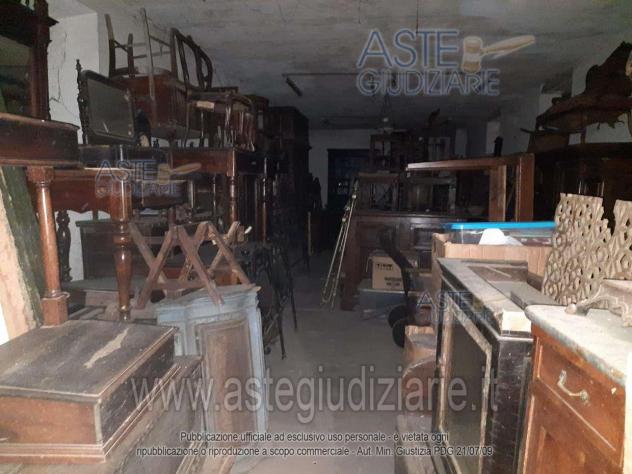 negozio in vendita ad Ancona in zona Piano San Lazzaro