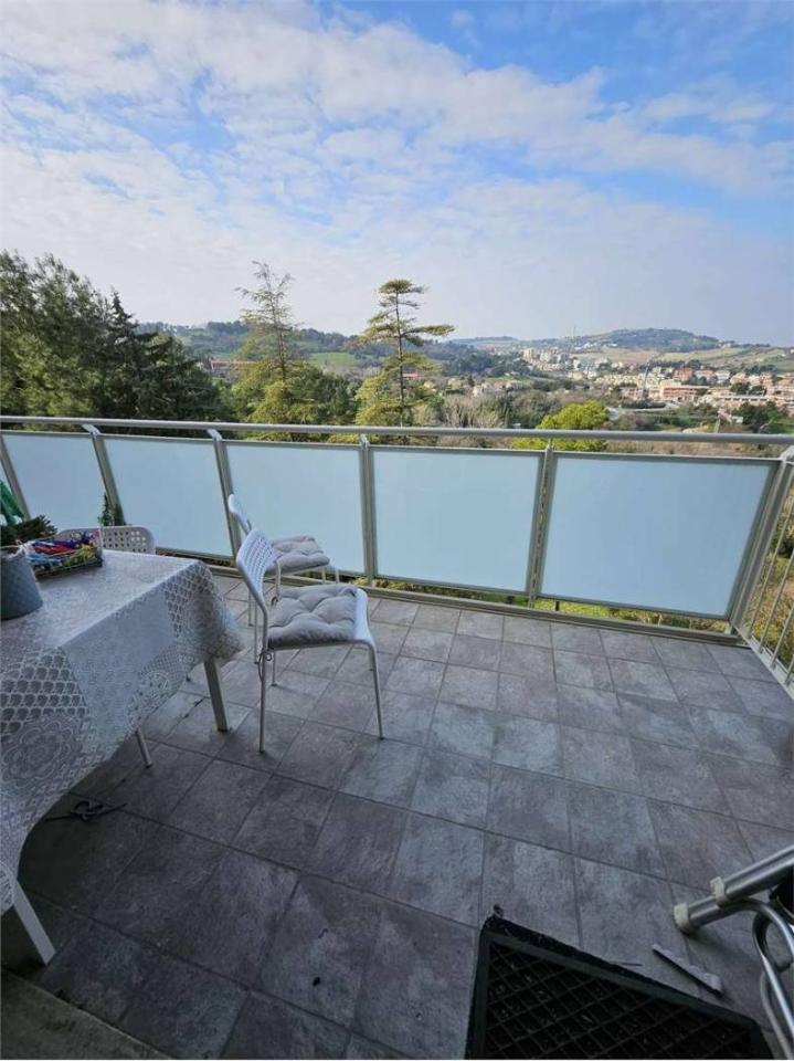 appartamento in vendita ad Ancona in zona Tavernelle