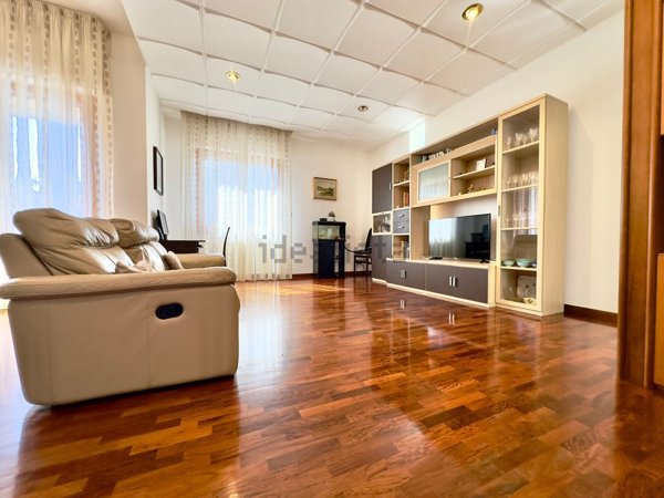 appartamento in vendita ad Ancona in zona Piano San Lazzaro