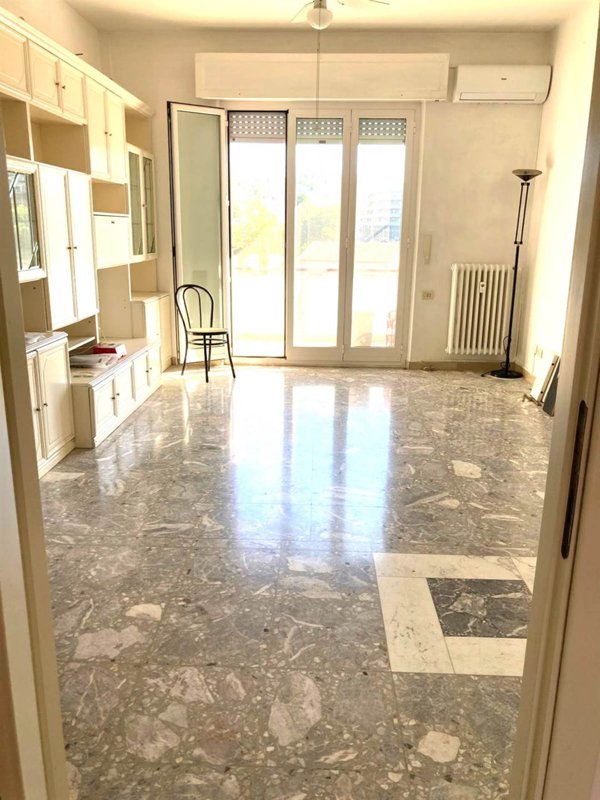 appartamento in vendita ad Ancona in zona Vallemiano