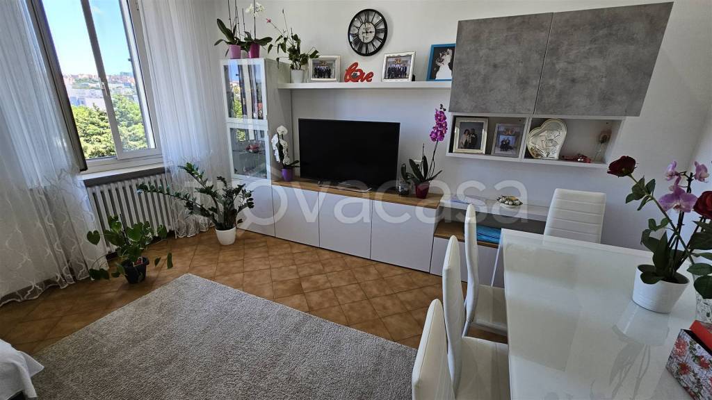 appartamento in vendita ad Ancona in zona Tavernelle
