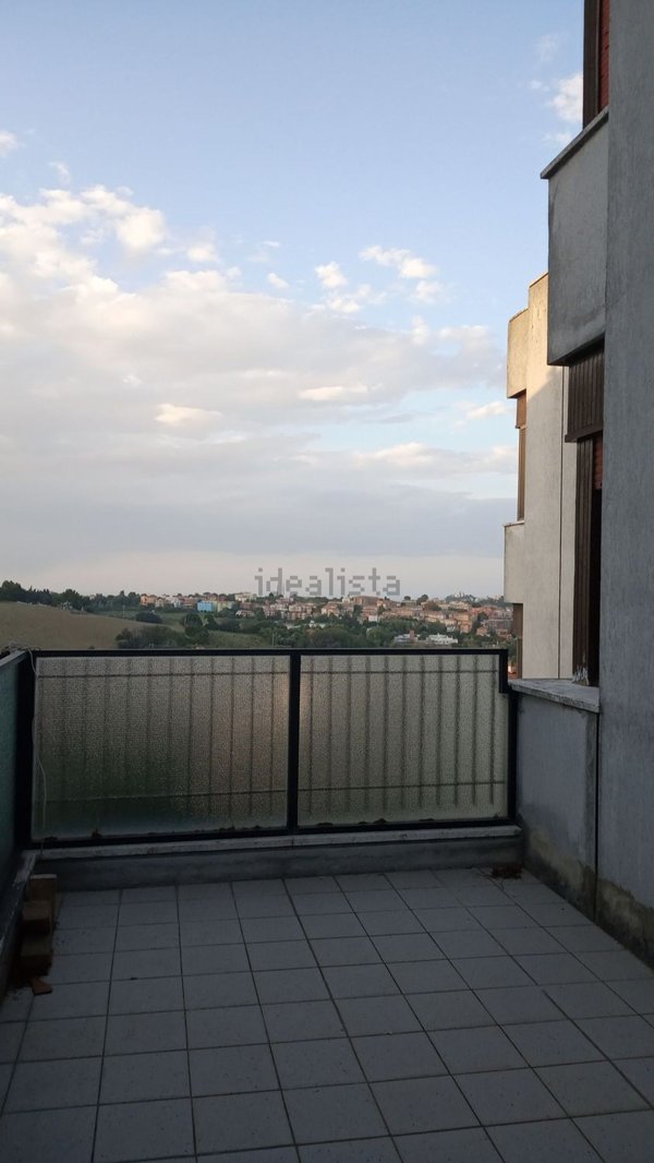 casa indipendente in vendita ad Ancona in zona Palombare
