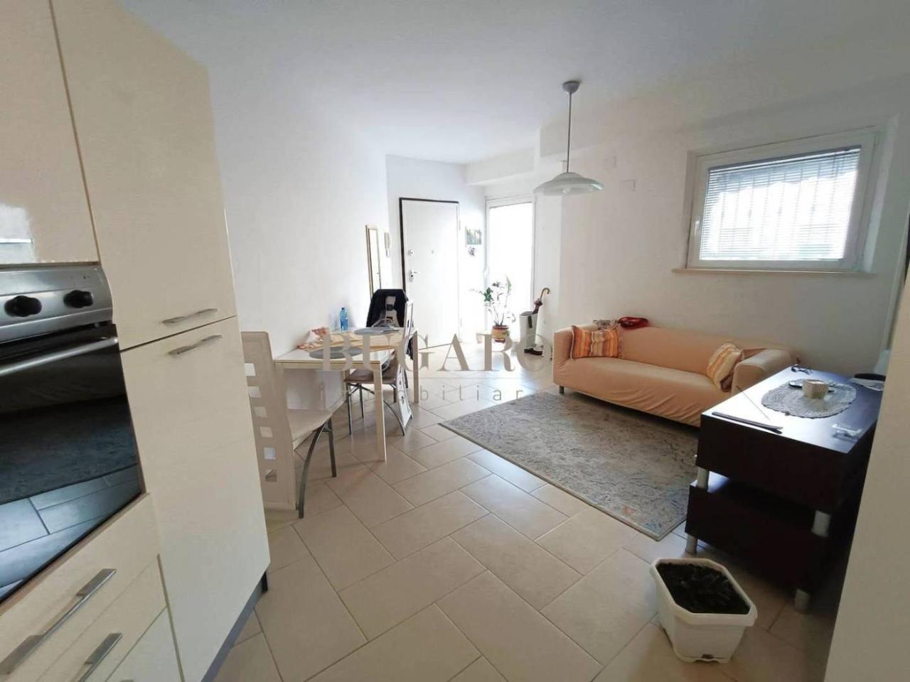 appartamento in vendita ad Ancona in zona Piano San Lazzaro