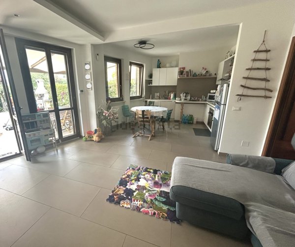 appartamento in vendita ad Ancona in zona Piano San Lazzaro