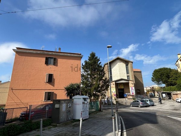 appartamento in vendita ad Ancona in zona Scrima