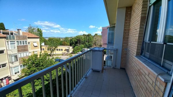 appartamento in vendita ad Ancona in zona Piano San Lazzaro