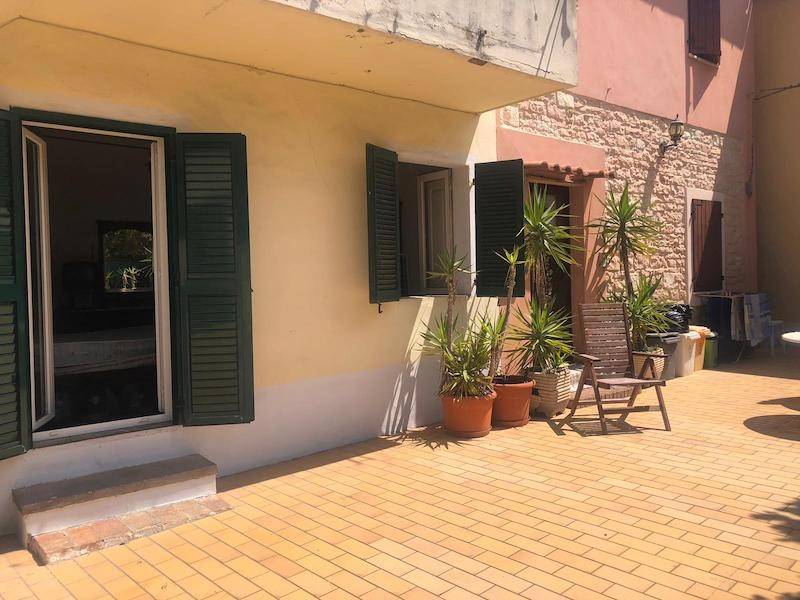 appartamento in vendita ad Ancona in zona Poggio d'Ancona