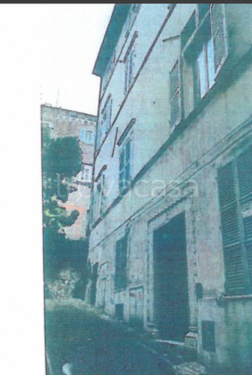 ufficio in vendita ad Ancona in zona Centro Storico