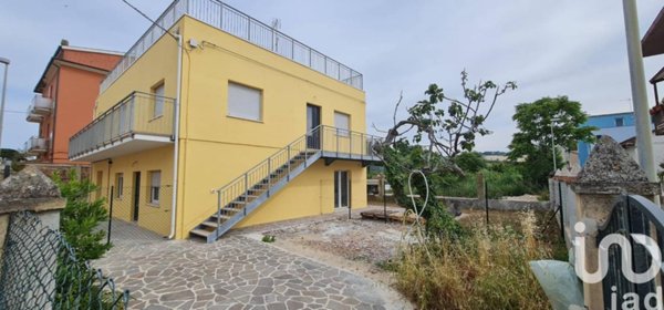 appartamento in vendita ad Ancona in zona Palombina Nuova