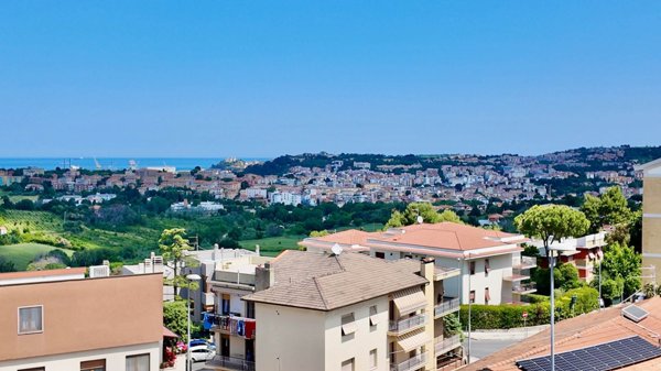 appartamento in vendita ad Ancona in zona Pinocchio