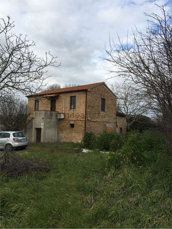 quadrivano in vendita ad Ancona in zona Aspio di Ancona